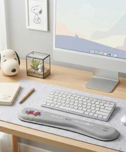 Alternative view of Anitech X Snoopy4 แผ่นรองเมาส์ ที่รองข้อมือรุ่น  SNP-MP012-GY วัสดุผลิตภัณฑ์ ผ้า+ยางกันลื่น+PU